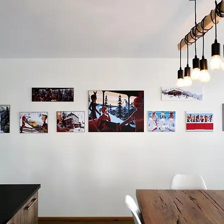 A Апартаменти *